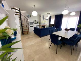 Spacious and stylish penthouse in Mijas - 0