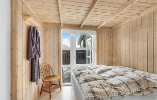 Beautiful Home In Hjørring With Wifi - 2
