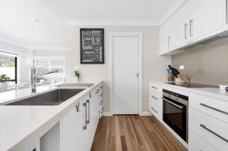 Breakers on Orion Beach Vincentia - 1