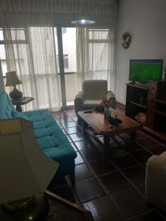 Apto - Enseada - Guarujá - Do lado da praia - Excelente - 9 pessoas - 2