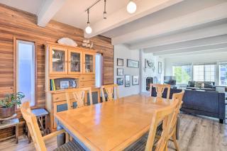 Pet-Friendly Rockaway Beach Home with Fire Pit! - 5