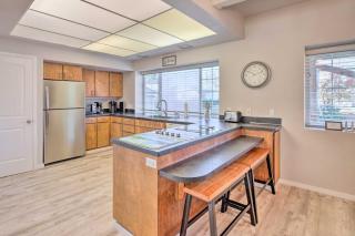 Pet-Friendly Rockaway Beach Home with Fire Pit! - Rockaway Beach - 4