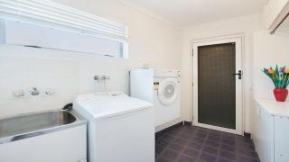Moondara Unit 5 Bulcock Beach QLD - Caloundra - 3