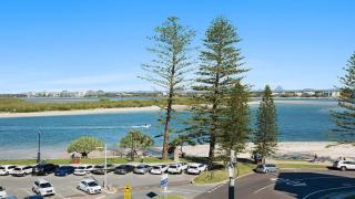 Moondara Unit 5 Bulcock Beach QLD - Caloundra - 2