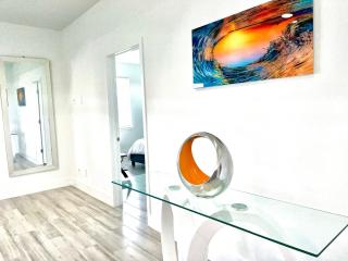 New house with canal view in Cape Coral - 1