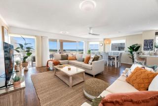 The Entrance Unit 12 Currimundi - Kawana Waters - 4