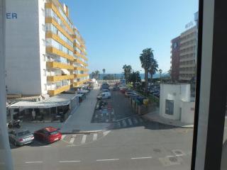 Acogedor apartamento a 50m de la playa con aire acondicionado y TV, 2/4 personas - ES-204-31 - Roses - 9