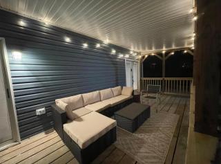 Off The Beaten Path Rancher! Beautifully Made - Rosedale - 6