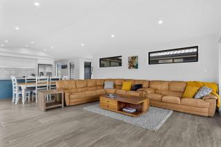 Whai Awa Retreat - Mangawhai Holiday Home - 8