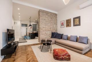 Sunshine Sprint Luxury Apartment - Budapest - 8