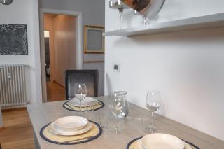 [TridentHome] 5 min from station & free Wifi - 7