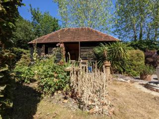 Cabin in the Forest - Brockenhurst - 2