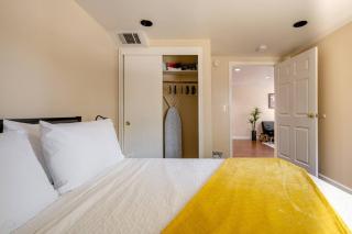 *2bdr Victorian Home away from Home - *Central Loc - Sacramento - 4