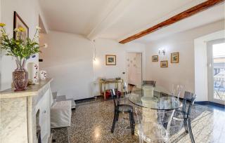 3 Bedroom Cozy Apartment In Genova - Genoa - 1
