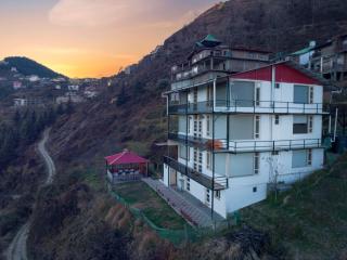 Anubhav Homestay Fagu - 2