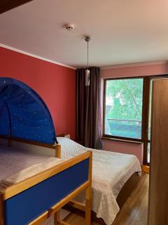 Ski Zone at Gondola, Perfect One Bdrm, Fast WiFi, Netflix, Quiet, Warm - Bansko - 2