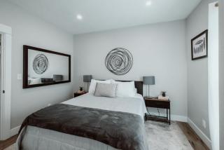 Urban Rustic Getaway - 5