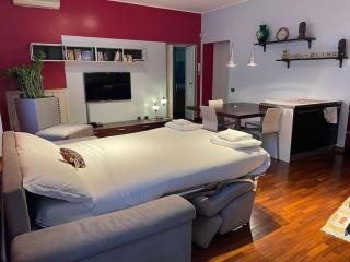 Cozy flat mins walk to Navigli and metro Porta Genova - Milano - 5