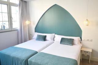 Hotel Alda Puerta Del Sol - Vigo - 9