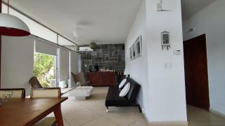 Casa en Playa Verde a media cuadra del mar - 1