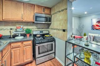 Chicago Gem Near Subway about 5 Mi to Downtown - 1