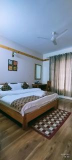 Tirthan Grand Riverside - 9