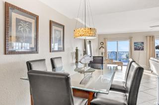 Palms of Treasure Island 405 - 1