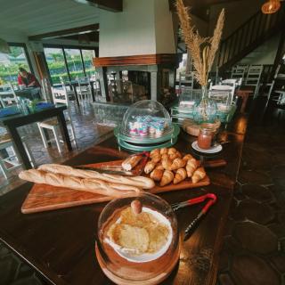 Hôtel & Restaurant La Ferme Du Pommeau - 9