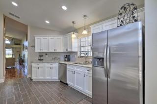 Lakefront Brandon Home with Patio and Screened Lanai! - Brandon - 2