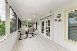 Dreamscape: North End Pool Home, 2 Blocks to Beach by Anna Maria Life Vacation Rentals - 4