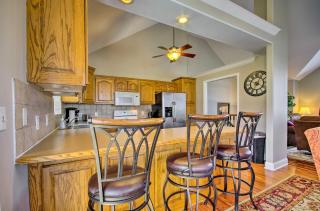 Less Than Half-Mi to Marinas Osage Beach Home with Deck! - Osage Beach - 2
