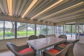Lake Access and Pool Spacious Freeport Home! - Freeport - 8