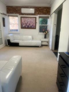 Happy Home - 1