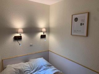 Appartement chaleureux · Pied des pistes · Balcon · Casier à skis - FR-1-181-2703 - 9