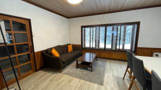 ZU-THONES HAKUBA ANNEX - 1