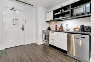 Central Corporate Character - Auckland - 2