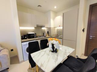 Modern 1 bedroom - Close to Business Bay - Sobha Creek Vista - Dubai - 8