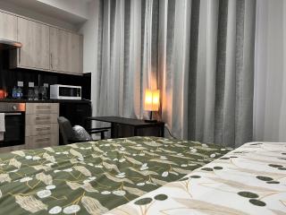 La Vie - Entire Apartment - Next to Central District Elizabeth line Tube Station - Near Central London & Wembley - Ealing - 0
