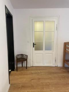 Central Retro Apartment - 6