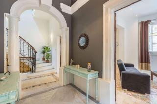 Spacious 4-Bedrooms Townhouse in Tas-Sliema - Sliema - 0