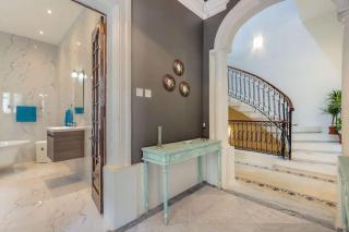 Spacious 4-Bedrooms Townhouse in Tas-Sliema - Sliema - 4