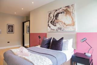 Luxury 2 Bedroom Apartment Near Train Station - Welwyn Garden City - 0