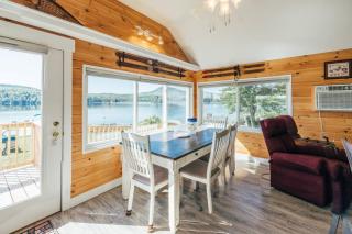 Lakefront Stunning Home, only 30 min to Sugarloaf! - New Portland - 4