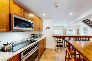 Trailside 5B - 1