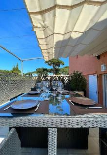 Studio climatisé, terrasse, parking privé, 50m de la plage - Saint-Tropez - 0