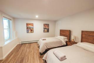 Waterfront, Newly Built, Spacious Apartment! - Freeport - 9
