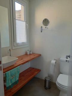 Calida y acogedora casa ubicada en barrio residencial - Tandil - 4
