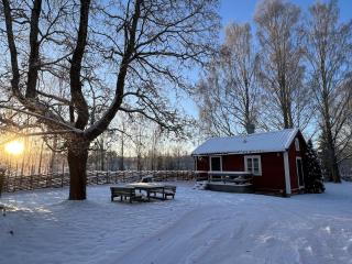 Gammelgården Guesthouse - Ljusdal - 1