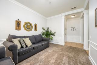 Epic Universe Vista Cay Lakeview Condo - 1019 - Orlando - 2