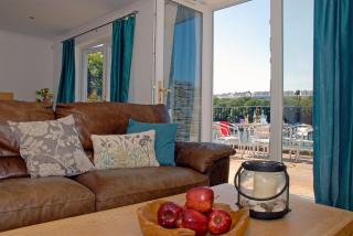Kingfisher-Qc1185 - Milford Haven - 5